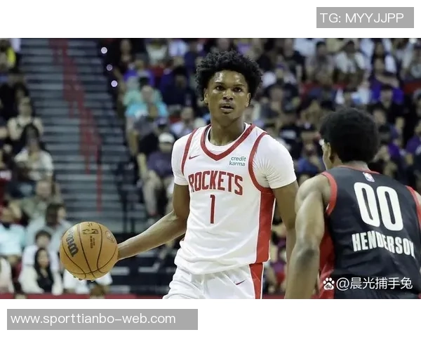 阿里纳斯称赞火箭队身高优势如同奥运中国男篮每位球员均超两米一