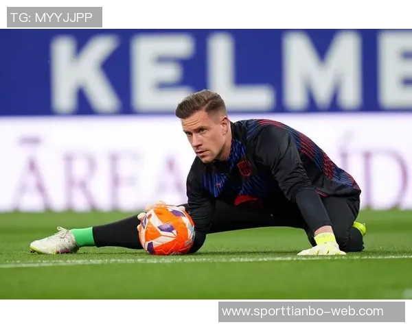 巴萨重燃引进皇社门将雷米罗的希望期待他与霍安形成互补组合